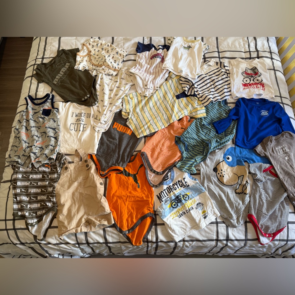 20 Onsies Baby Clothing Bundle